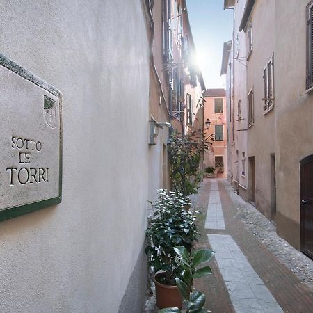 B&B Sotto Le Torri Албенга Екстериор снимка
