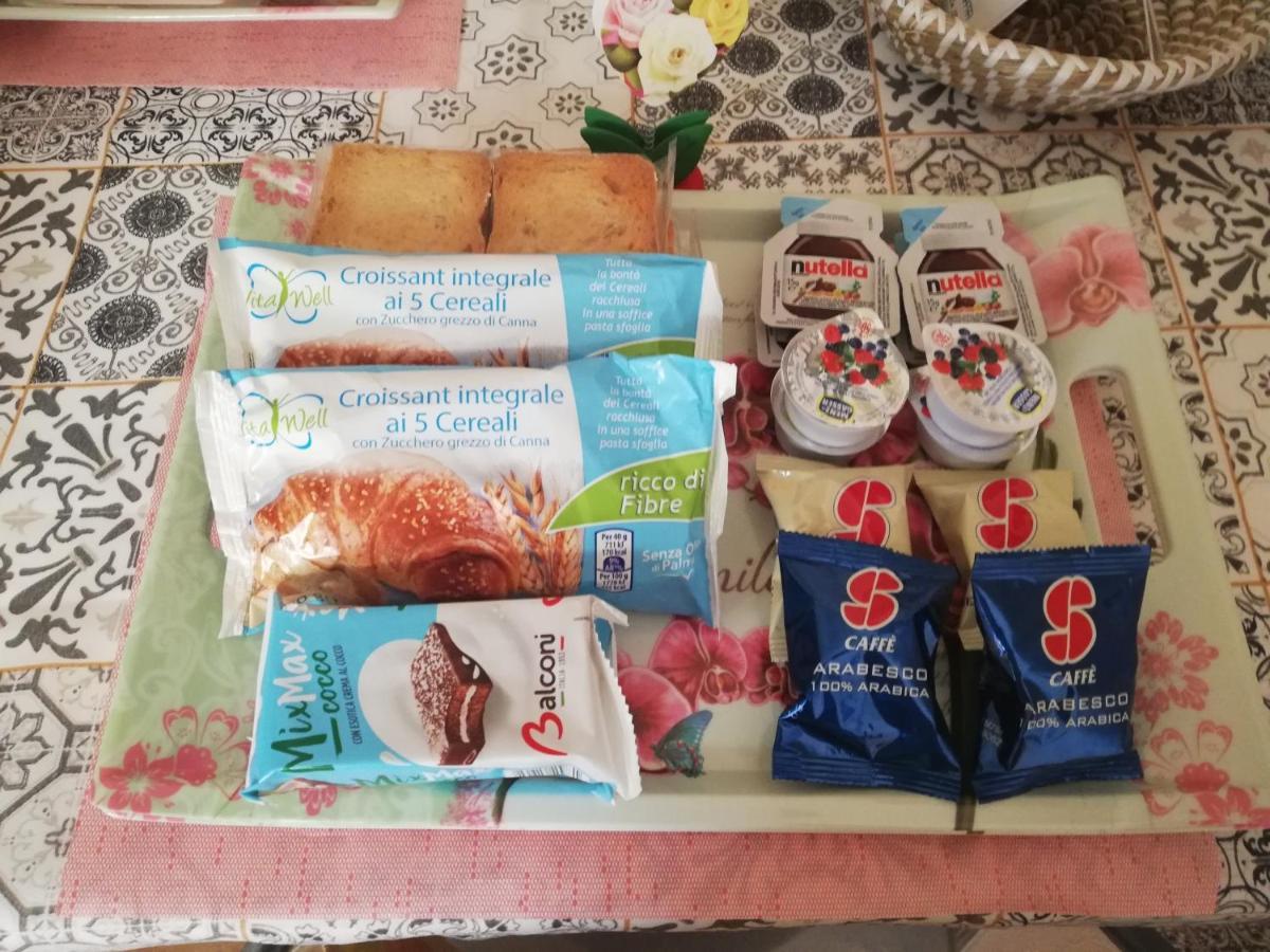 B&B Sotto Le Torri Албенга Екстериор снимка
